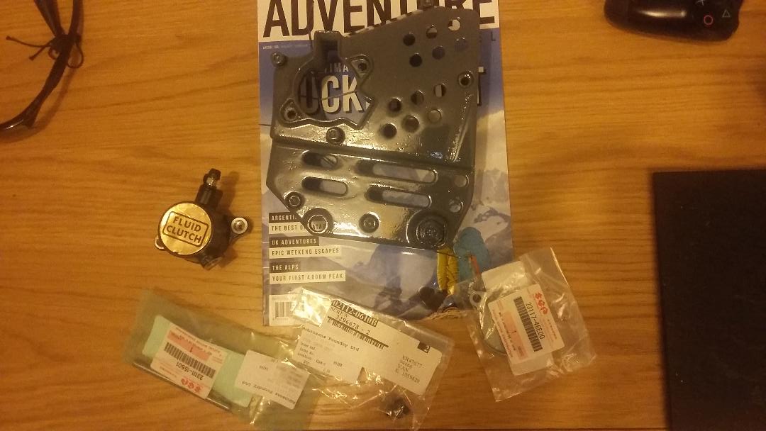 Suzuki GSXR1100 clutch slave cylinder rebuild 12