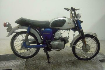 Amazing barn find motorcycle of the week - Suzuki AC50 1