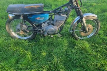 suzuki gt250 project spares or repair