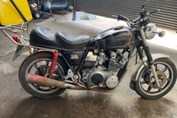 YAMAHA XS 750 US CUSTOM BARN FIND SPARES REPAIR