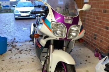 Yamaha fzr600 NEED GONE ASAP please see description!