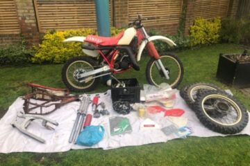 Yamaha YZ 125 MOTOCROSS BIKE