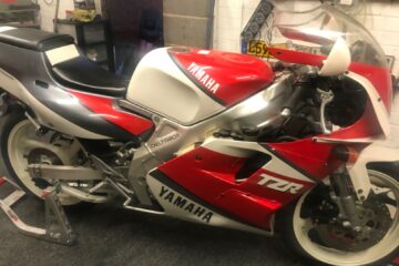 Yamaha TZR250 3ma3