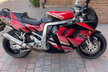 Suzuki GSXR1100N 1992 1500 miles from new re advertised due to time waster