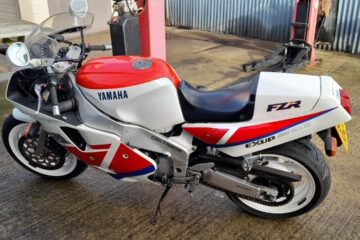 Yamaha FZR 1000 EXUP