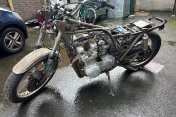 Very Early Green Kawazaki Z650 B1 number 000581