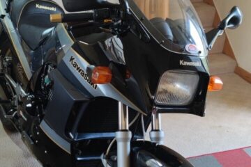 kawasaki gpz900r