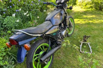 Yamaha rd250lc rd 250 lc 4l1 parts race bike , no paper work, project barn find