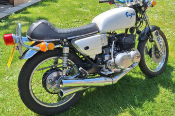 SUZUKI GT380 1976 WAS RUNNING PROJECT