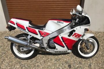 Yamaha FZR1000 Genesis – Classic 80s Superbike: BIKE IN BELFAST