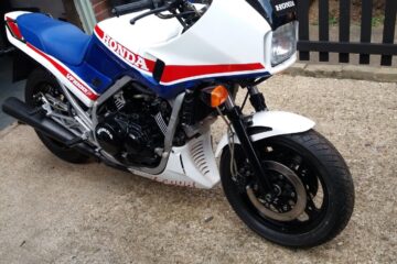 Honda VF 1000 FE Motorcycle