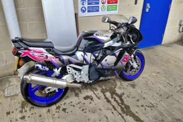 SUZUKI GSXR750W 1992