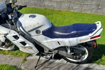Honda VFR750FJ 88   Low miles