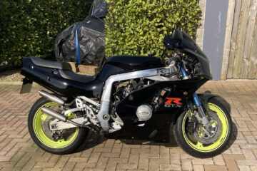 Two Stroke Suzuki Gsxr750 Fitted With with GT 750 Engine