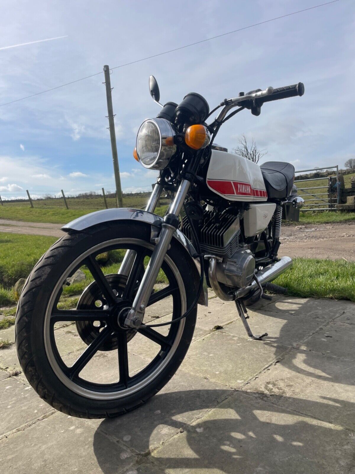 Yamaha RD125 - Barn Find Motorcycle