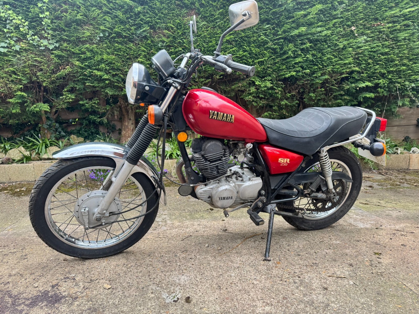 YAMAHA ヤマハ　RD250 輸出　ビンテージ　SR 28768-yamaha-sr250-motorcycle.jpg