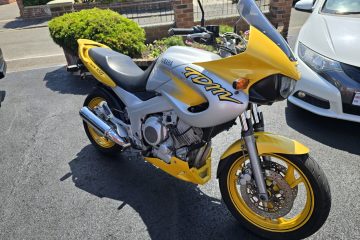 Yamaha TDM 850  Milage  20,000 P Reg 1997 Years MOT ,Colour Coded ,nice Looker