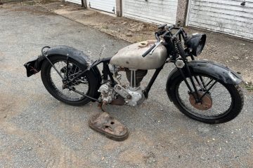 Norton pre war girder rigid barn find restoration project spares or repairs