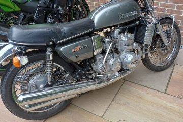 Suzuki Gt750