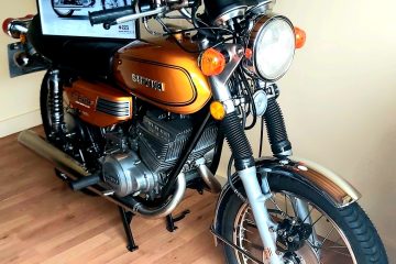 Suzuki GT250 M 1976 Mostly Restored to a Decent Standard UK Matching Numbers
