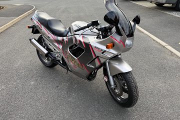 Suzuki GSX750F 1991 time warp barn find only 10k immaculate 1 owner spares