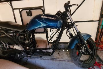 1995 Kawasaki GPz1100E1 rolling chassis with V5, engines and parts