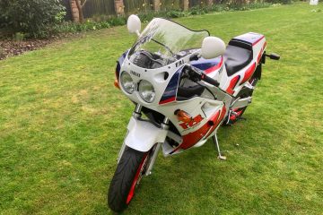 Yamaha FZR1000 Genesis 1989, low mileage