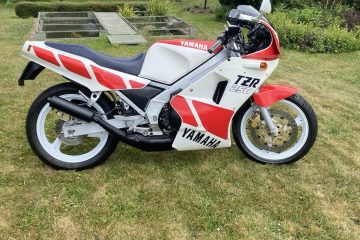 Yamaha TZR 250 1KT