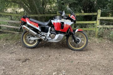 Honda Africa Twin Xrv750 Rd04
