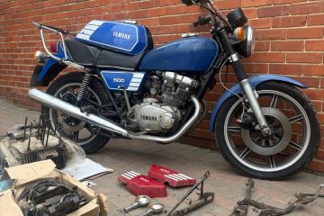 1979 Yamaha XS500 10,000 miles 2 owners Barn Find and huge spare parts!
