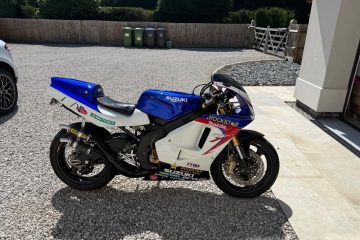 Suzuki RGV250- 1992 been dry stored last 15 years – Massive Spec