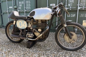 BSA Goldstar DB32 Racing Motorbike