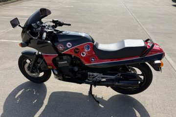 Kawaski GPZ900 Ninja 900R