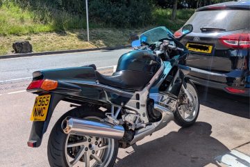Honda VFR750F RC36