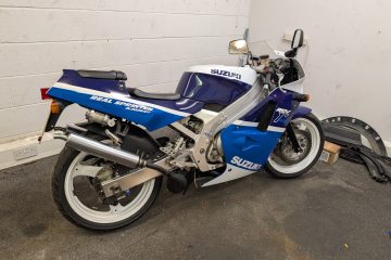 Suzuki RGV 250 VJ21